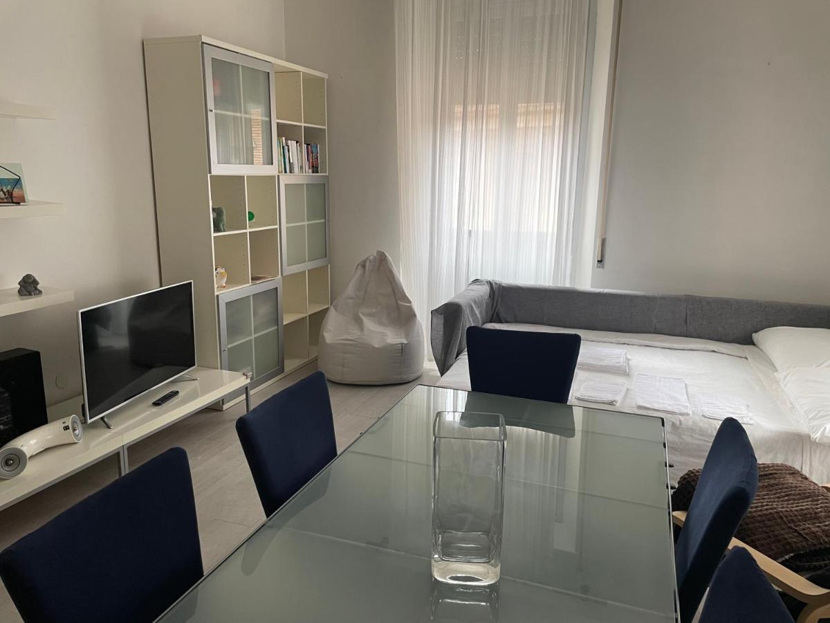 Appartamento Centralissimo Elegante 特尔尼 外观 照片