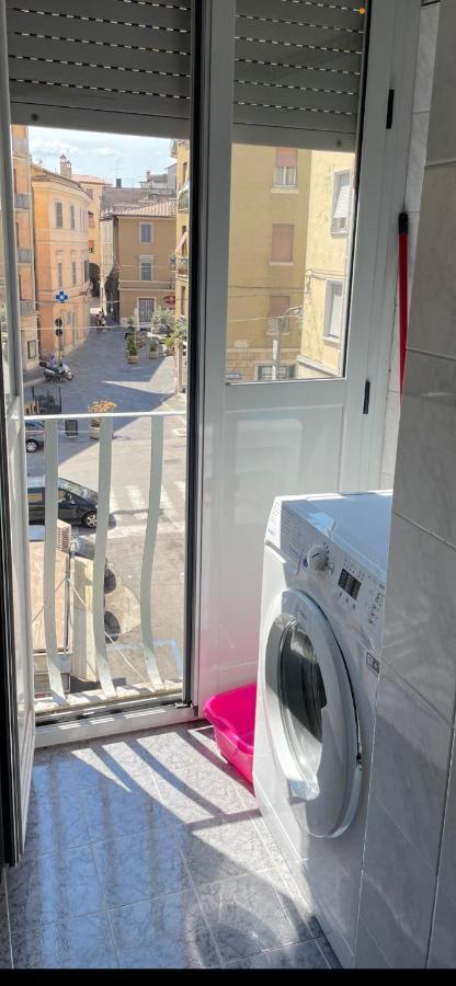 Appartamento Centralissimo Elegante 特尔尼 外观 照片